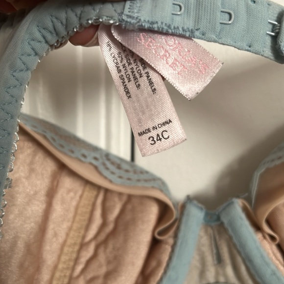 Bra - Picture 3 of 3